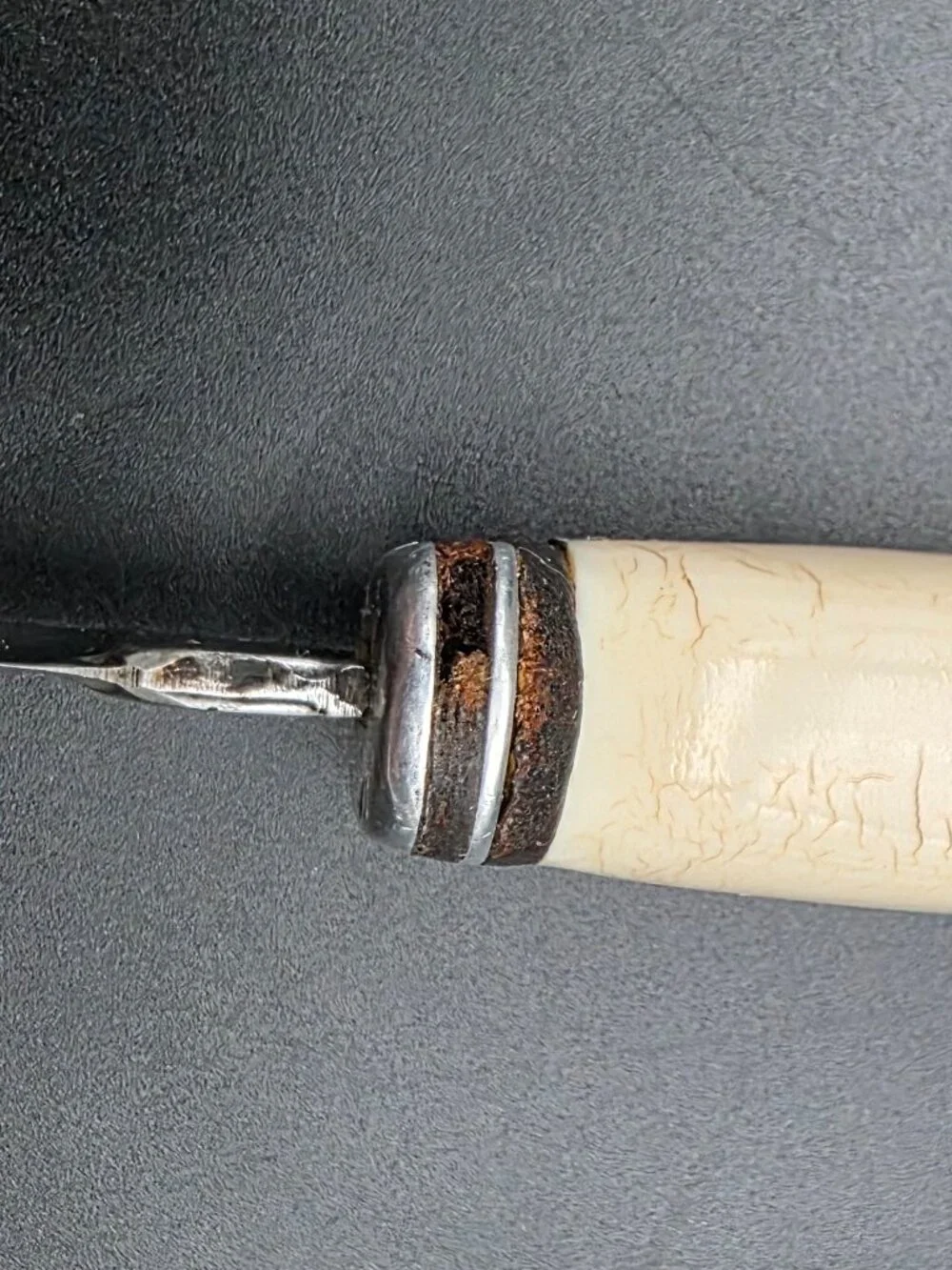 Rare three band Buck 118 Fixed Blade Knife Vintage 1961 melamine white